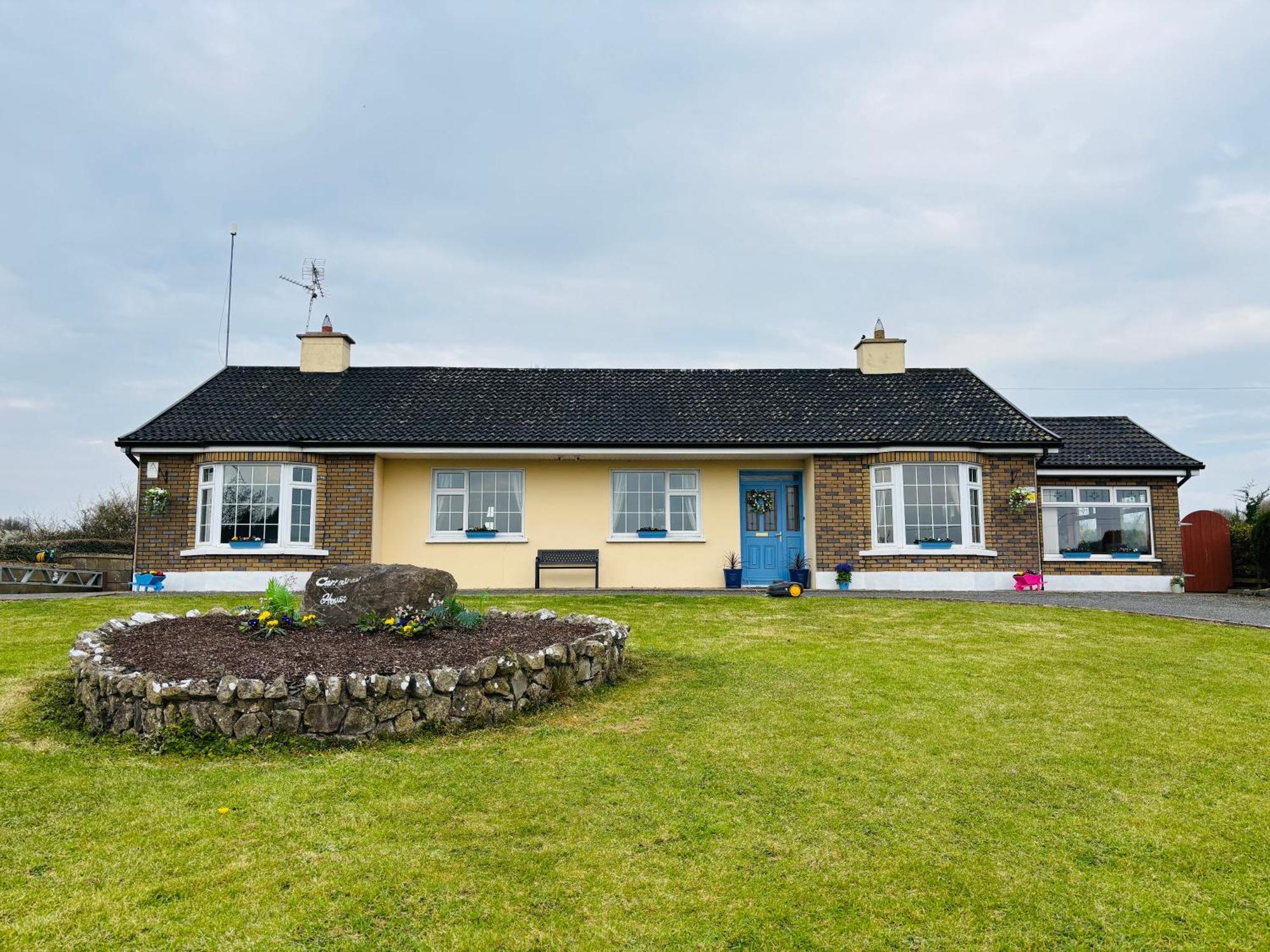 Private Detached Small Bedroom And Bathroom Only- This Is Not An Apartment Butlersbridge Exterior photo